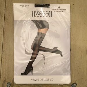 Wolford Velvet De Luxe 50-slightly imperfect B-Sortiment NWT MEDIUM